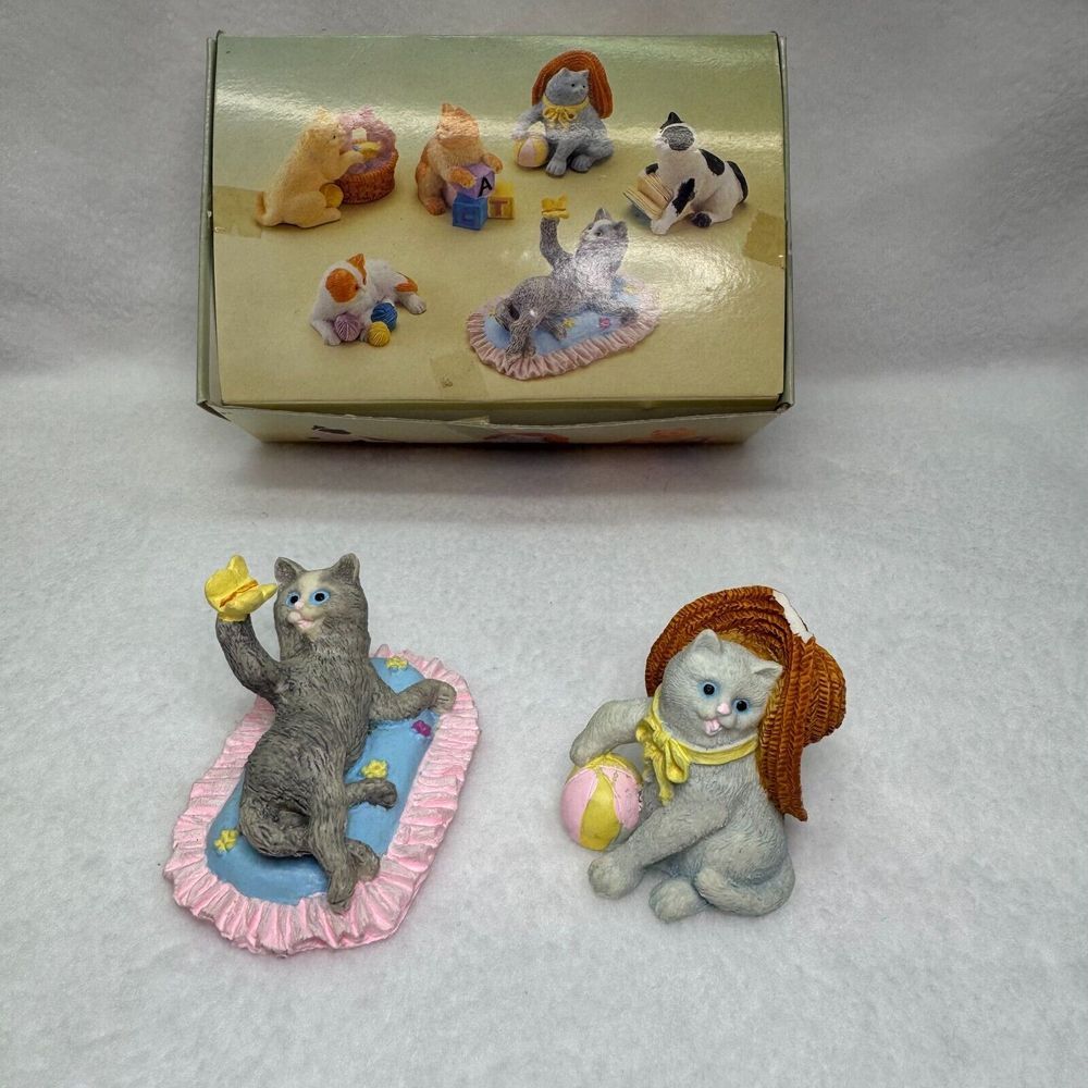 Vintage Cat Figurines Lot of 2 Cat W Hat‎ Plays Ball Butterfly Retro Collectible